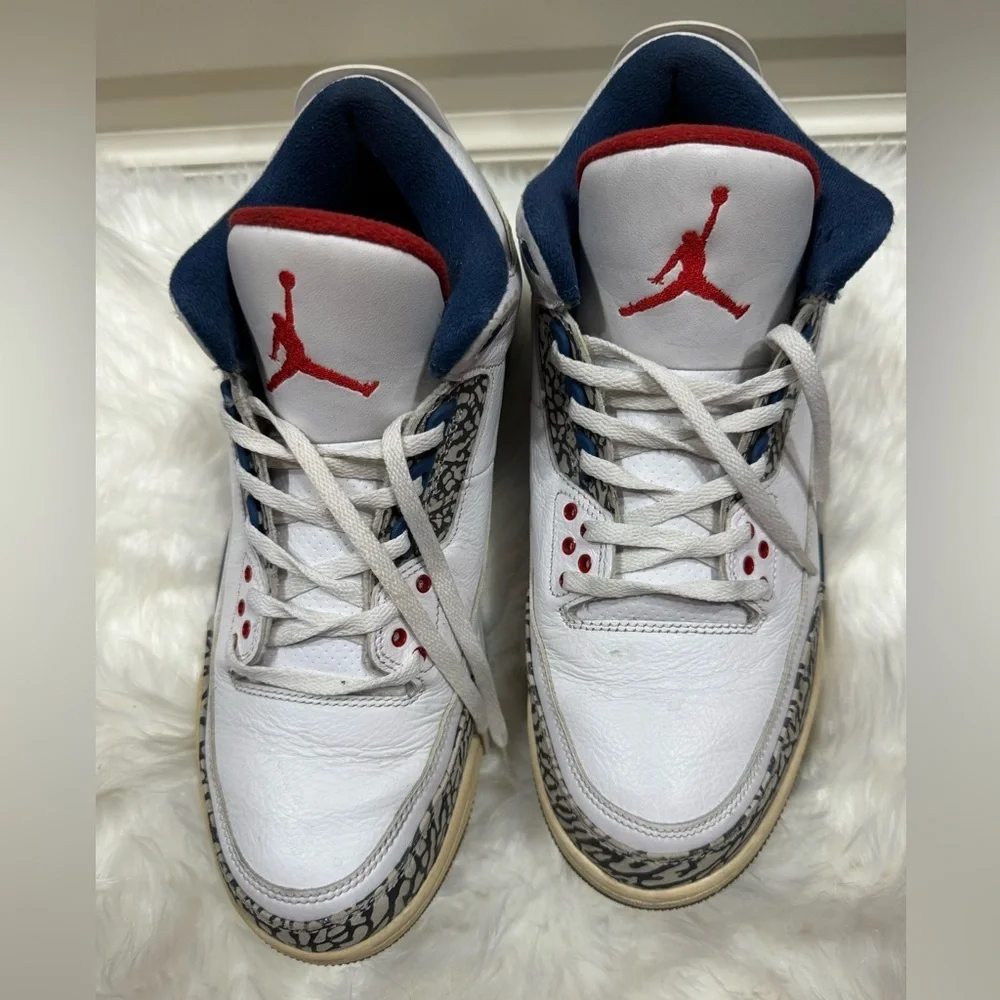 Nike Jordan 3 Retro Men’s size 9.5